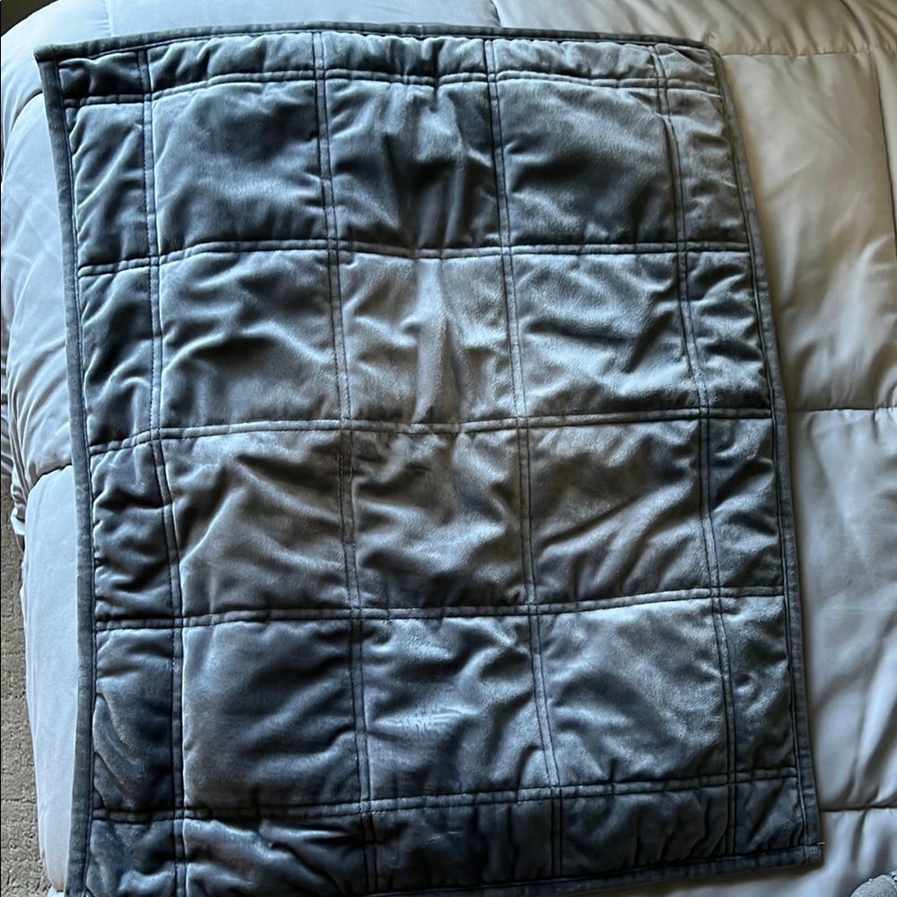 Luxurious Gray Quilted Pillowcase - 2 Pack
